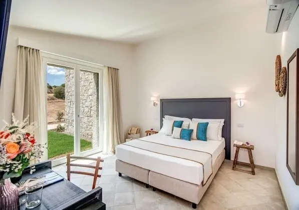 Cala Sinzias Resort - Oda