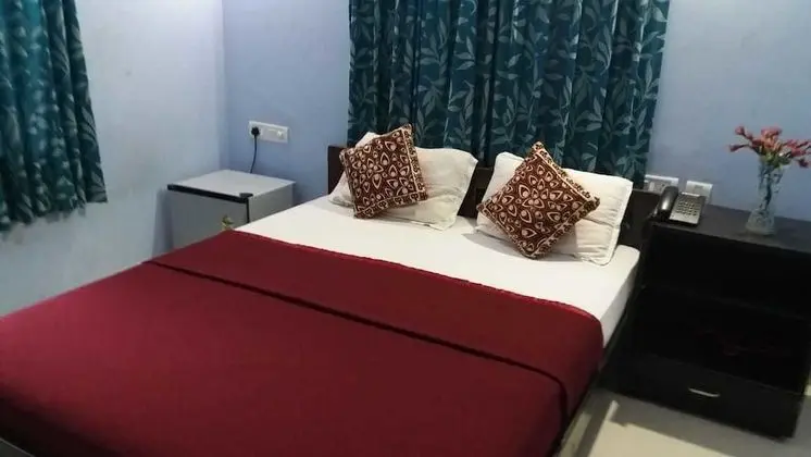 Calangute Beach Holiday Inn - Oda