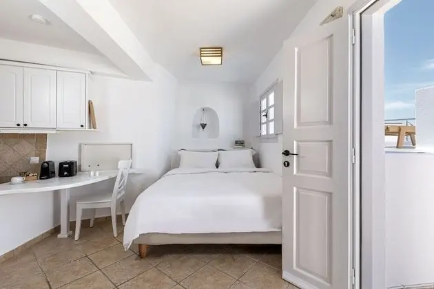 Calderas Hug & Panoramic Sea View Suites