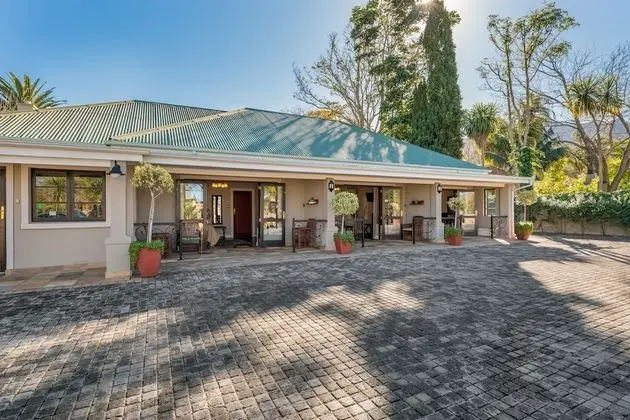 Caledon23 Country House