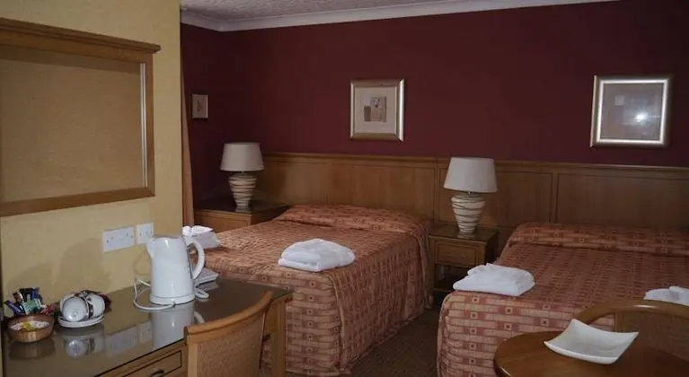 Caledonian Hotel