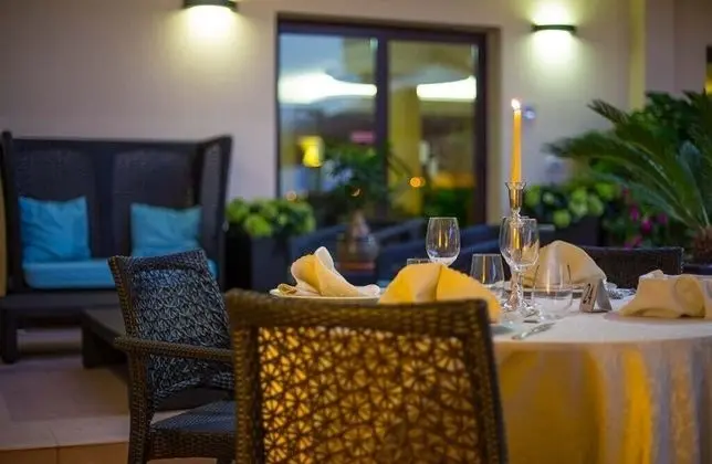 Hotel Calgary - Yerinde Yemek