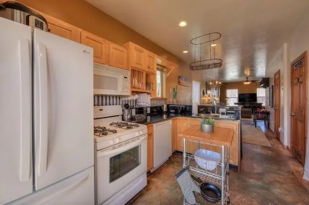 Cali Cochitta Vacation Rentals - Mutfak