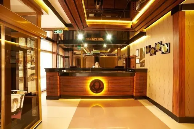 Cali Hotel - Lobi