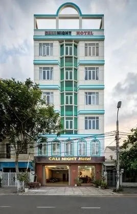 Cali Night hotel - Dış Mekan