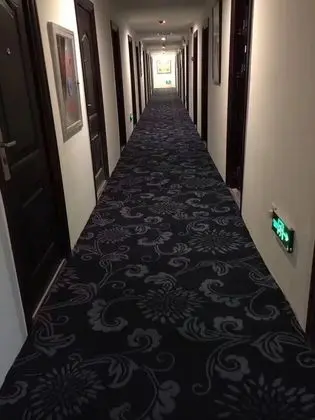 California Apartment HongMei Road Branch - İç Mekan