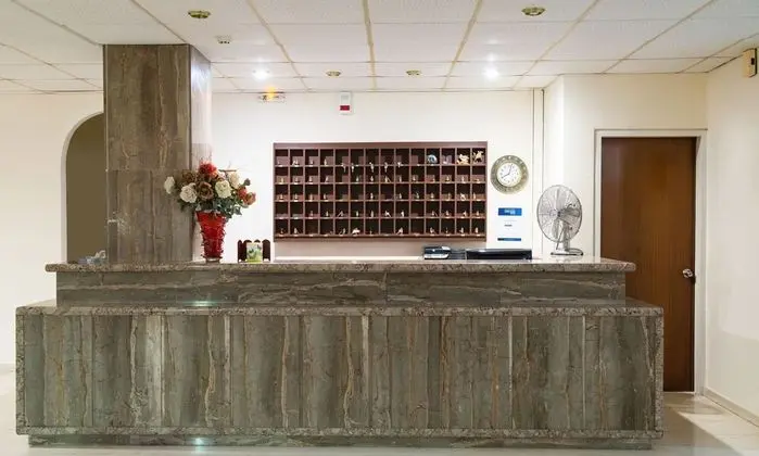 California Beach Hotel - Adults only - Lobi
