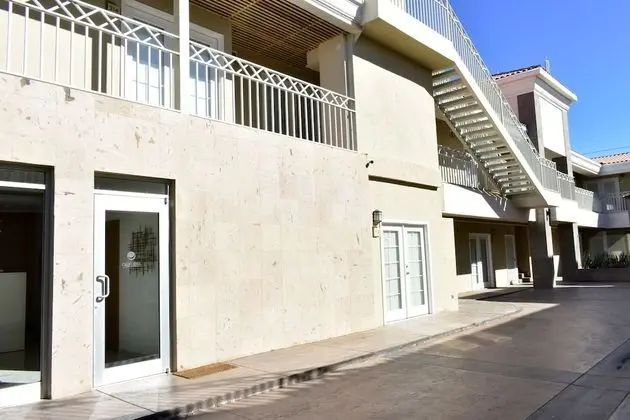 California Comfort and Suites - Dış Mekan