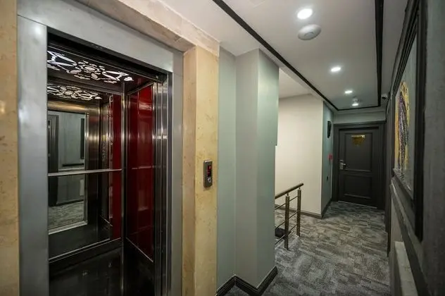 California Hotel - İç Mekan