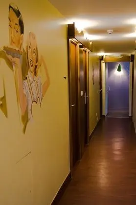 Hotel California - İç Mekan