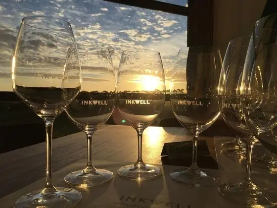 Hotel California Road at Inkwell Wines - Yerinde Yemek