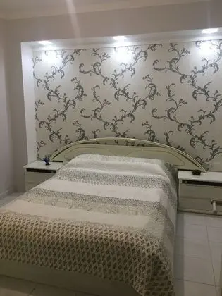Calista Luxury Appt - Oda