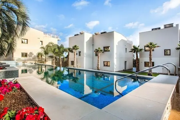 Calma Holiday Villas - Havuz