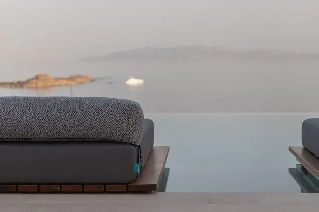Calma Suites Mykonos - Havuz
