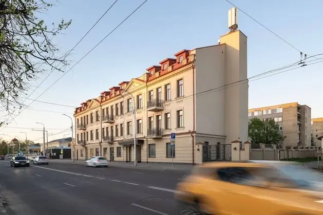 CALVARY Hotel & Restaurant Vilnius - Dış Mekan