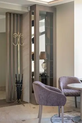 CALVARY Hotel & Restaurant Vilnius - Lobi
