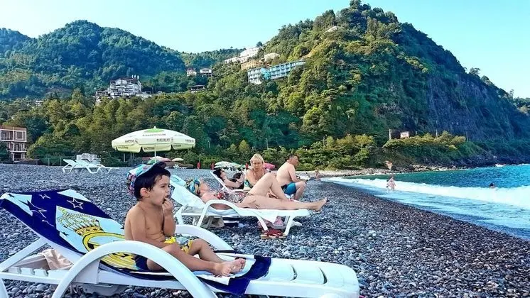 Calypso Kvariati Inn - Havuz