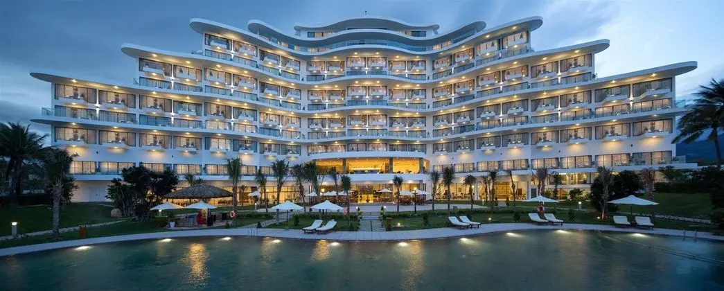 Cam Ranh Riviera Beach Resort and Spa