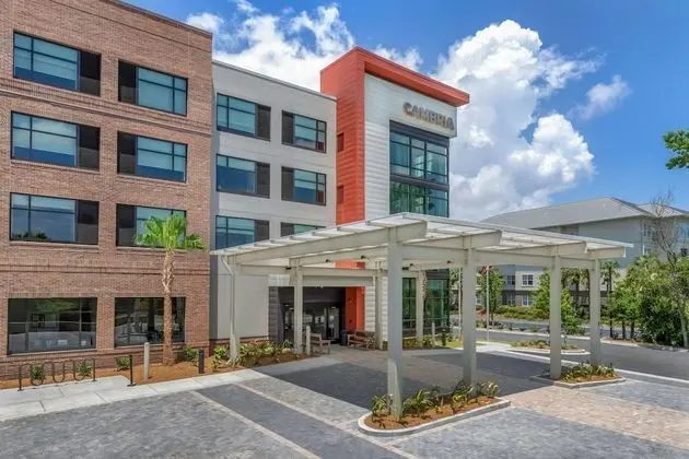 Cambria Hotel Charleston Riverview - Dış Mekan