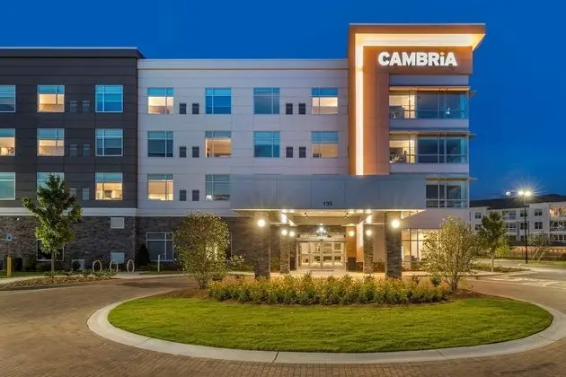 Cambria Hotel Greenville - Dış Mekan