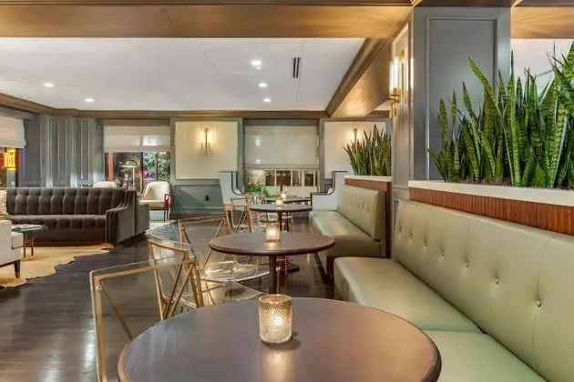 Cambria Hotel Houston Downtown Convention Center - Yerinde Yemek