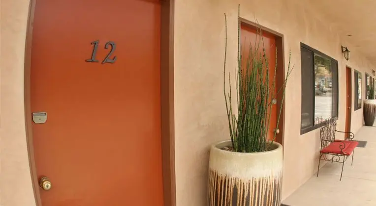 Cambria Palms Motel