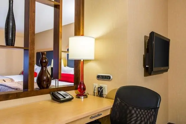 Cambria Suites Madison