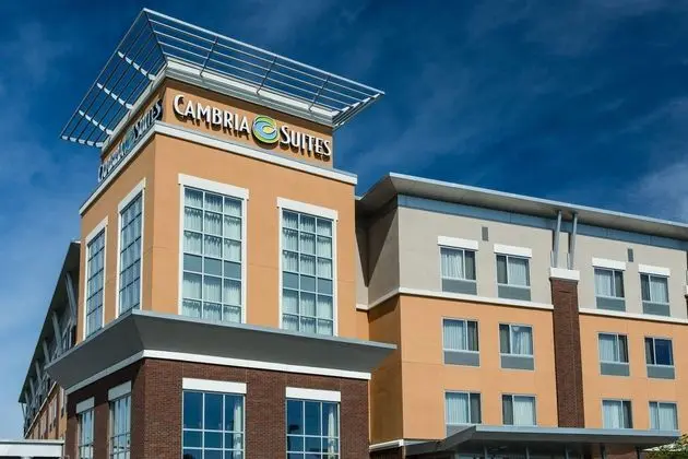 Cambria Suites Minneapolis
