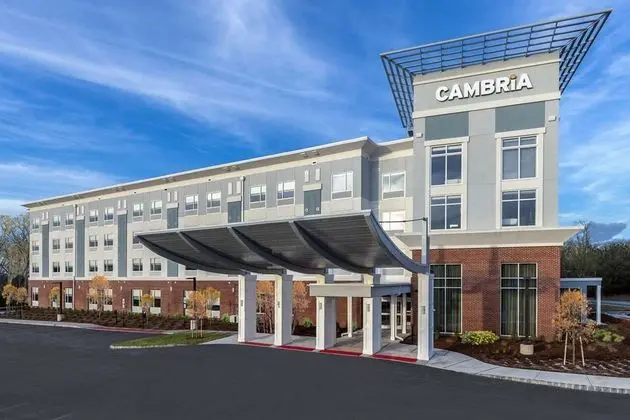 Cambria hotel & suites West Orange