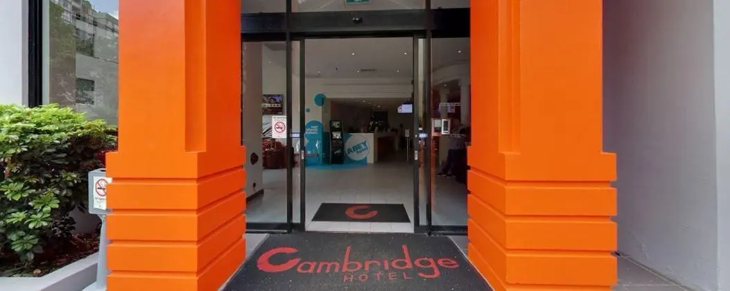 Cambridge Hotel