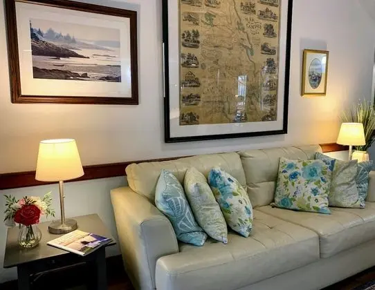 Camden Riverhouse Hotel - Lobi