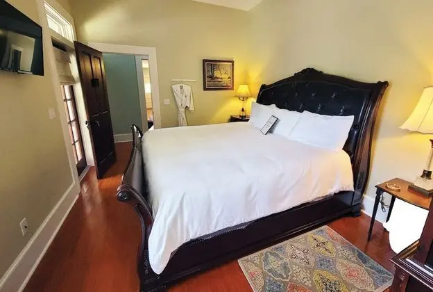 Camellia Rose Inn - Öne Çıkan Resim