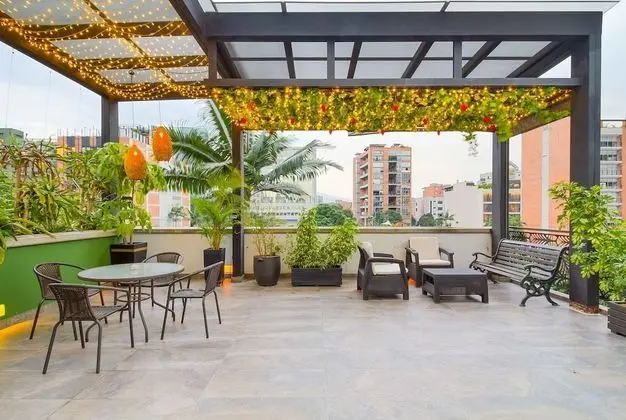 Camelot Apartments
