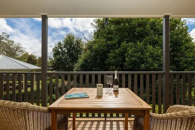 Camelot Cottages and B&B