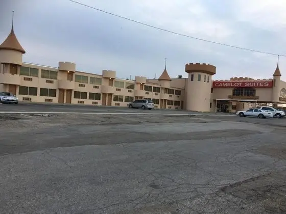 Camelot INN