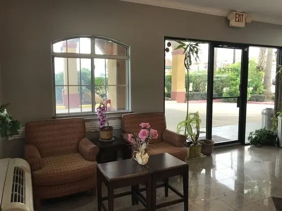 Camelot Inn & Suites Veterans Memorial NW Houston - Lobi