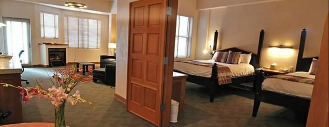 Camels Garden Hotel