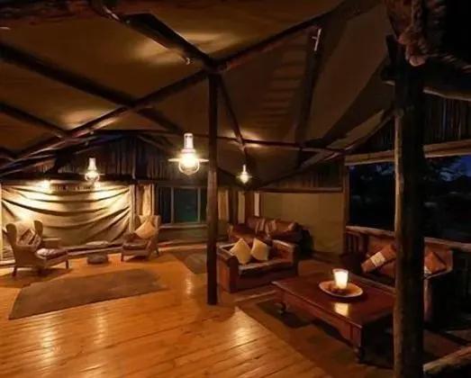 Camelthorn Kalahari Lodge - İç Mekan