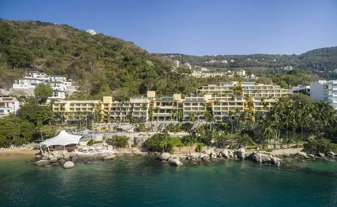 Camino Real Acapulco Diamante