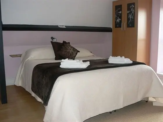The Cammarch Hotel - Guest house