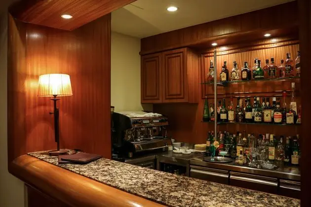 Camoes - Bar