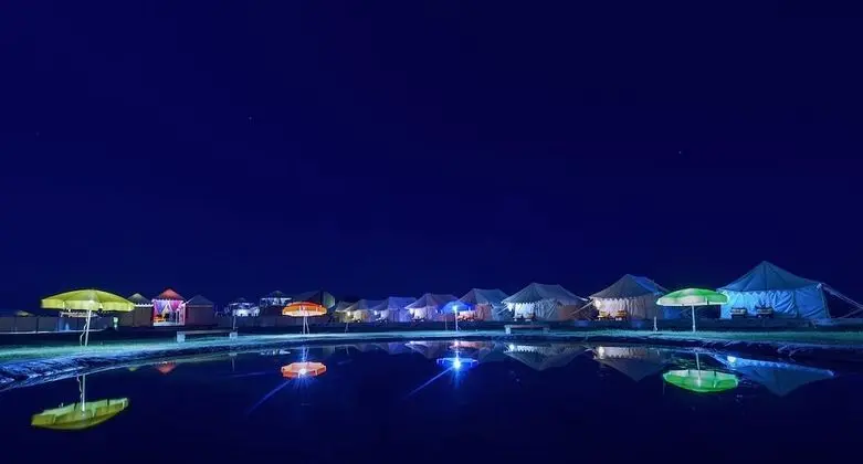 Camp e Khas