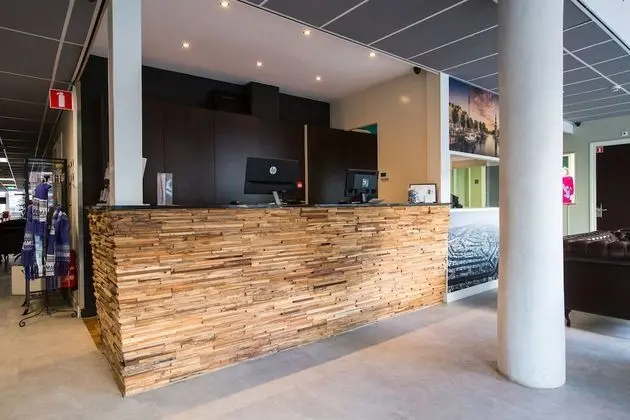 Camp Inn Hotel Amsterdam - Lobi