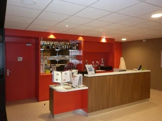 Campanile Albi Centre - Lobi