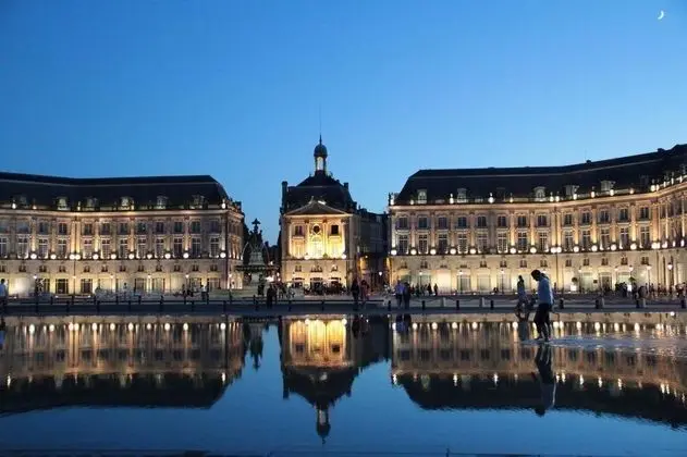 Campanile Bordeaux Le lac