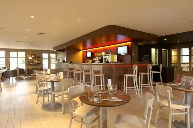 Campanile Chantilly - Bar