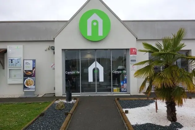Campanile Chartres