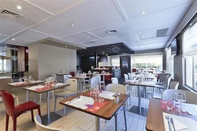 Campanile Lyon Nord - Ecully