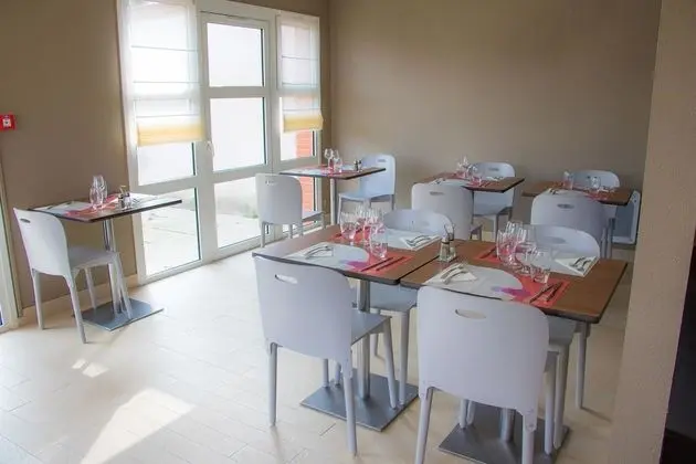 Hotel Campanile Nantes Est - Saint Sébastien Sur Loire - Yerinde Yemek