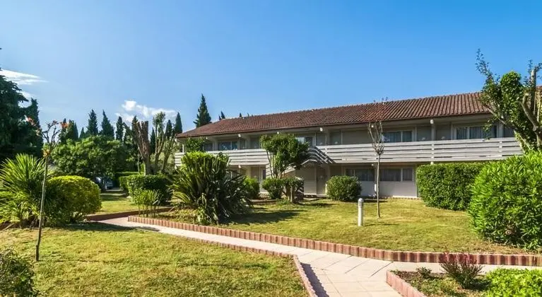 Campanile Nimes Sud - Caissargues